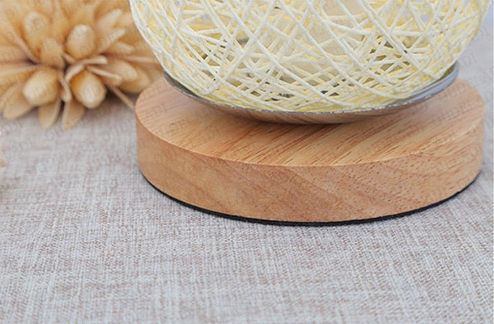 Table lamp made of rattan wood | Kalsten