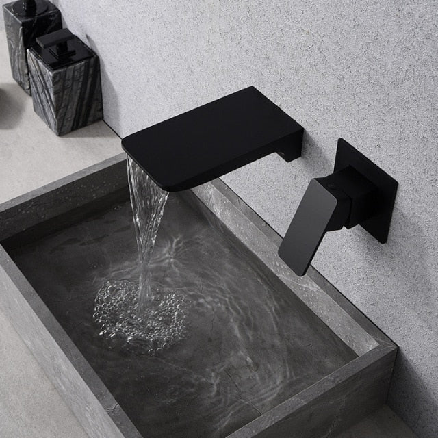 Kalsten | Modern wall-mounted water tap