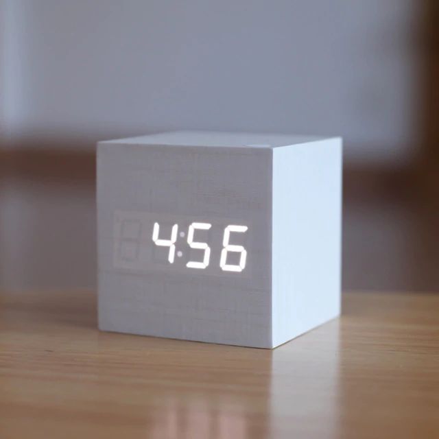 Modern Wooden Cube Digital Clock Noxord
