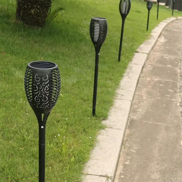 LED Solar Garden Torches Deluxe 96 LED (4 pieces) Noxord