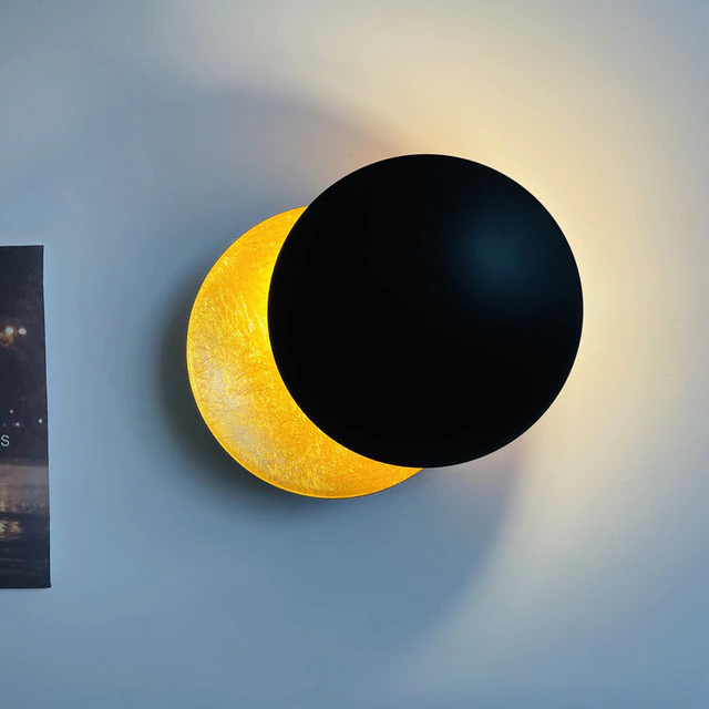 Elegant Lunar Eclipse Wall Lamp | Noxord