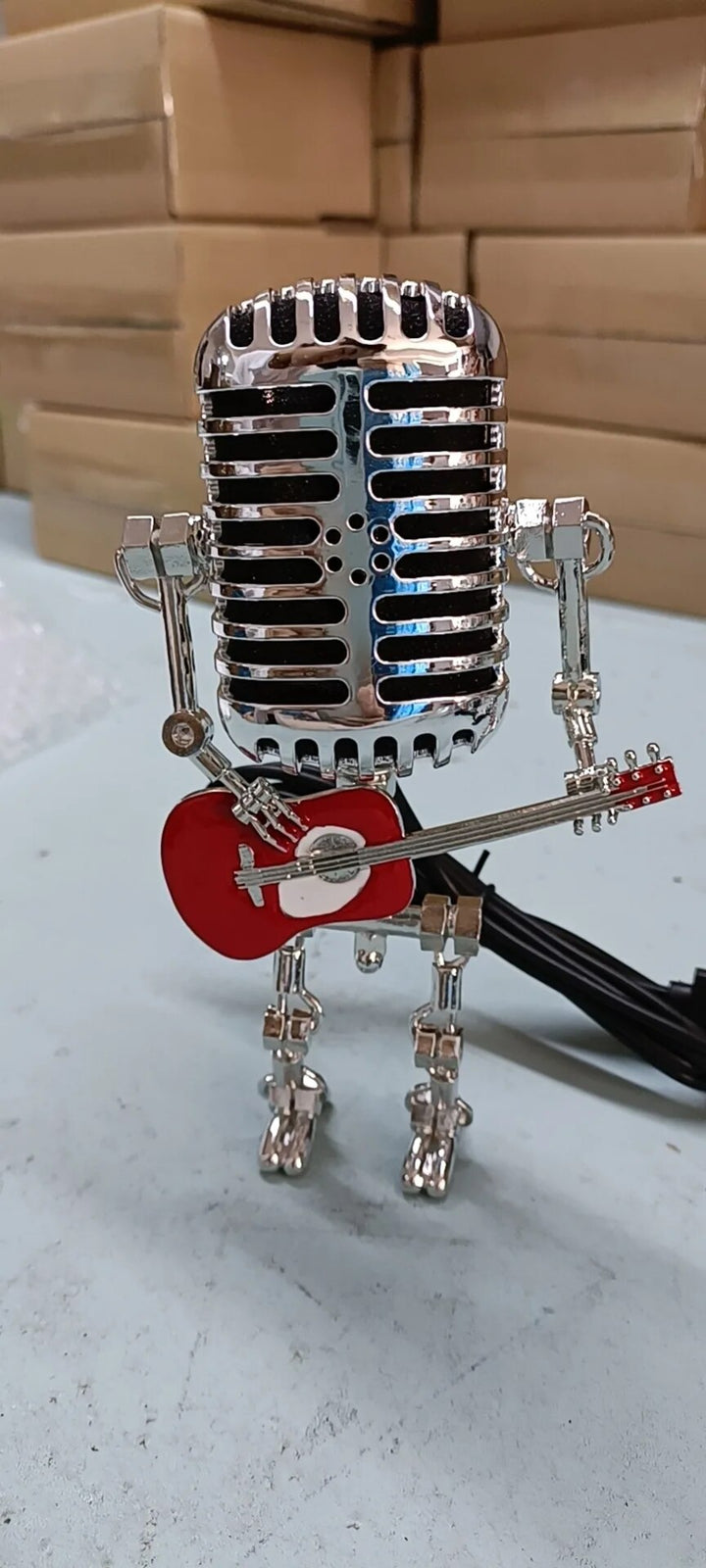 Table Lamp with Industrial Robot Guitar Design | Noxord