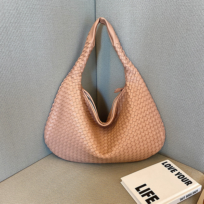 Elegant woven bag for women | Kalsten
