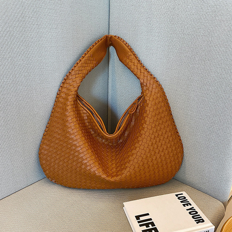 Elegant woven bag for women | Kalsten
