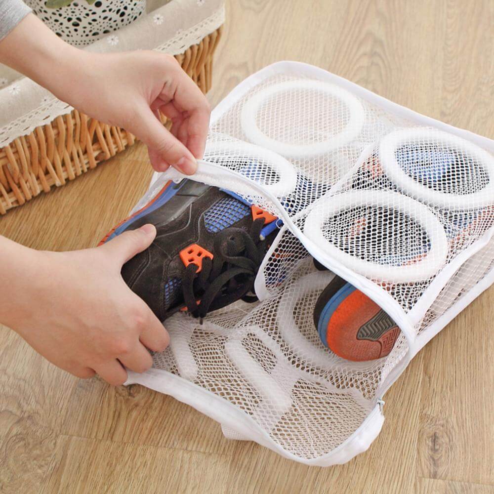 SneakClean - Protect your shoes - Safe washing - Flawless results | Kalsten