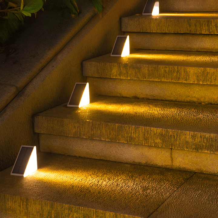 Solar Stair Light – Warm LED Glow Kalsten