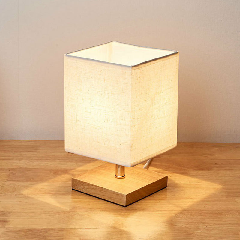 Stylish Minimalist Table Lamp - LinenWood | Noxord