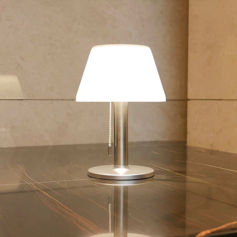 Stylish Solar-Powered Table Lamp - SolarLuxe | Kalsten