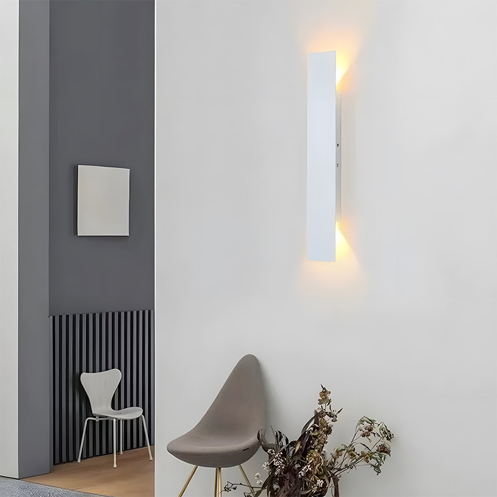 Modern Waterproof Outdoor Wall Lamp Noxord