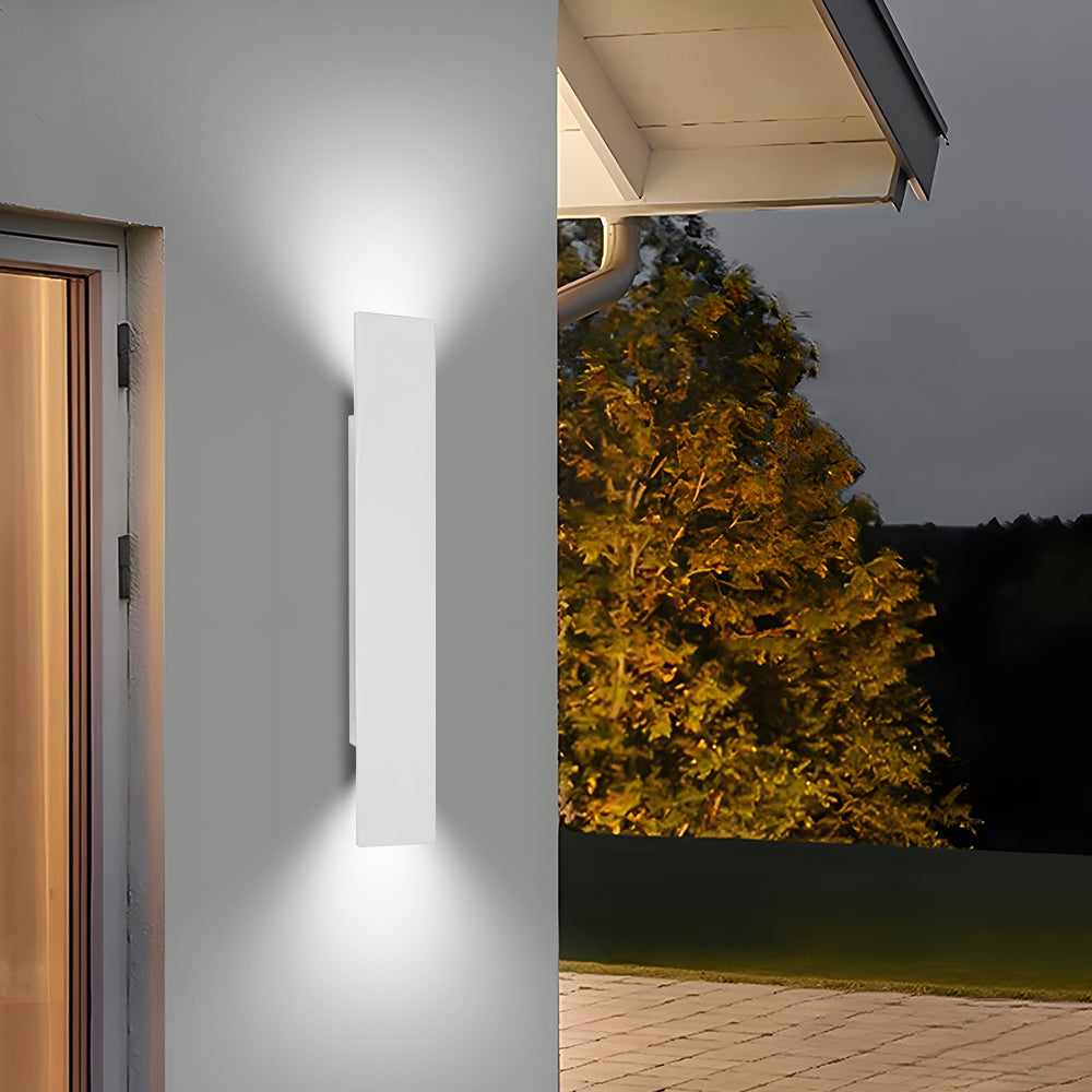Modern Waterproof Outdoor Wall Lamp Noxord
