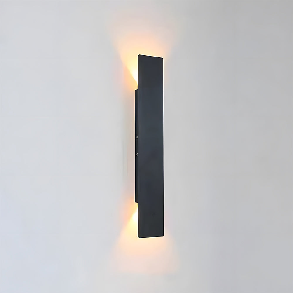 Modern Waterproof Outdoor Wall Lamp Noxord