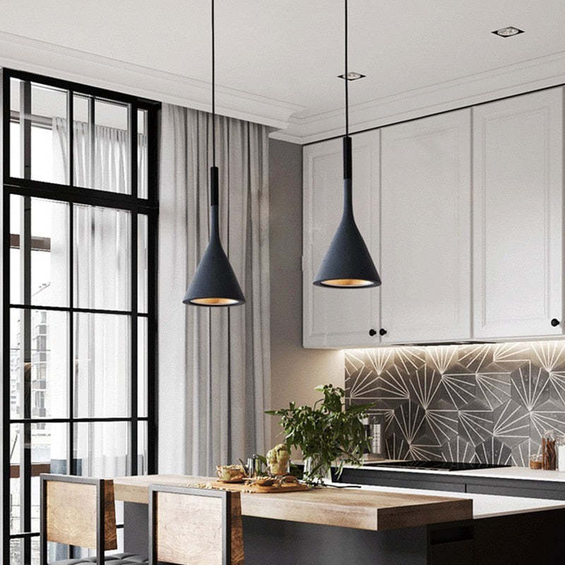 Celestial - Modern Triangle Pendant Lights Noxord