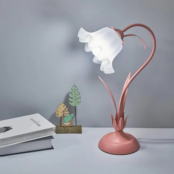 BloomBeam - Adjustable Retro Table Lamp | Kalsten