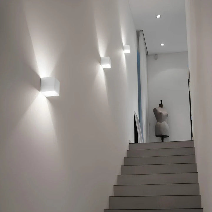 Adjustable Black Cube LED Wall Lamp Noxord