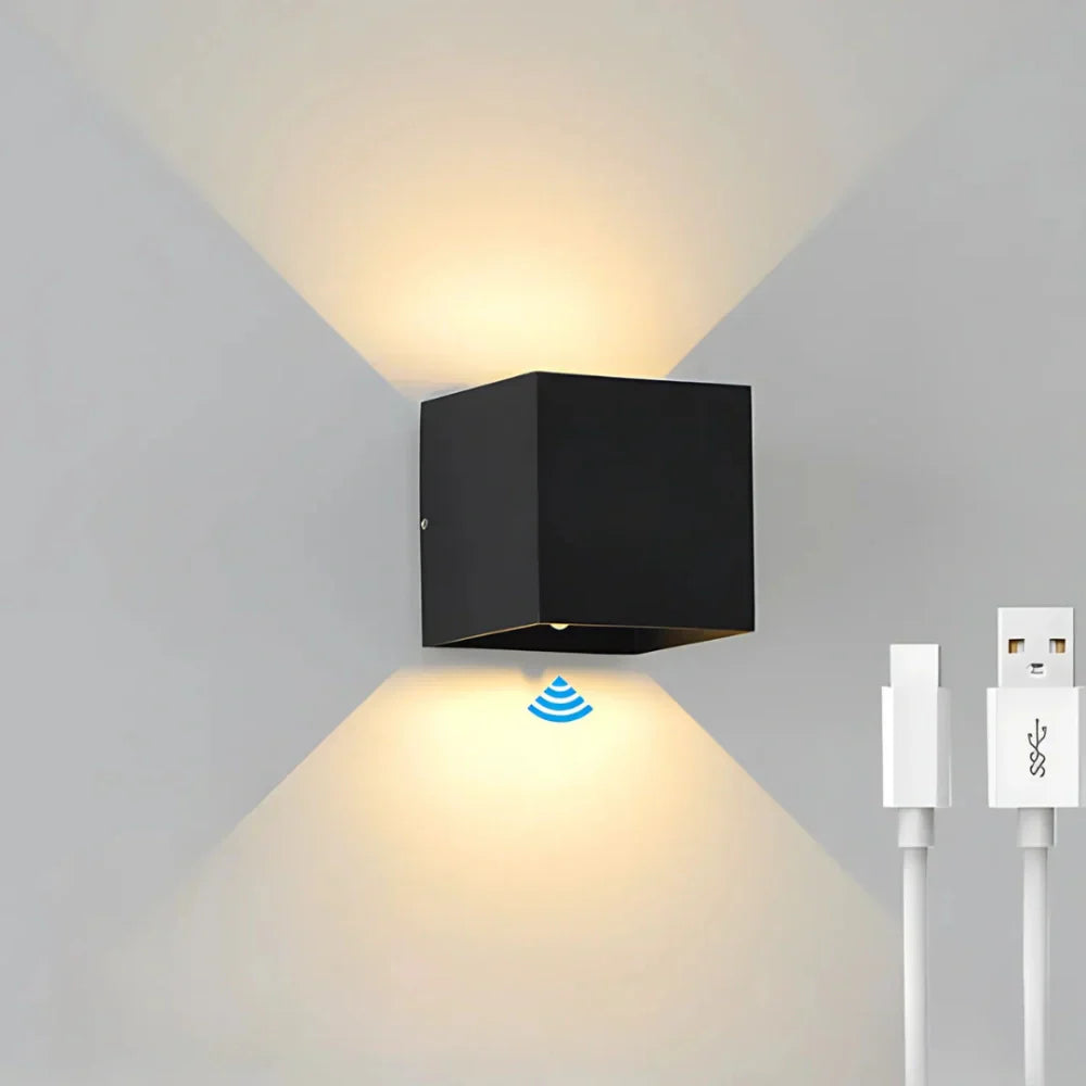 Adjustable Black Cube LED Wall Lamp Noxord