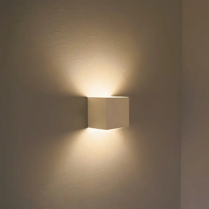 Adjustable Black Cube LED Wall Lamp Noxord