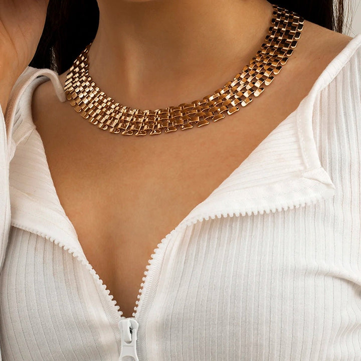 Kalsten | Wide Flow Flat Chain Choker Necklace