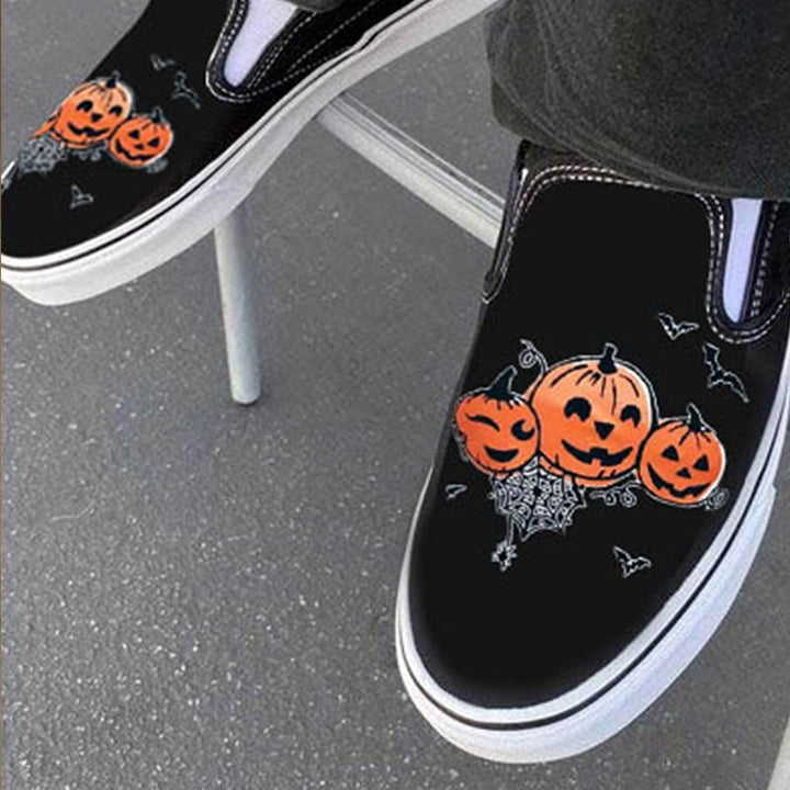 Kalsten | Casual slip-ons made of canvas with skull
