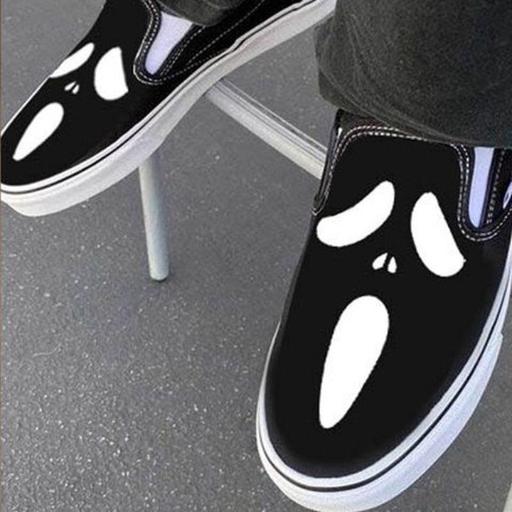 Kalsten | Casual slip-ons made of canvas with skull