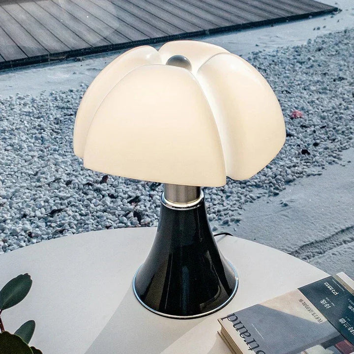 Designer Flower Table Lamp - FloraLuxe | Kalsten