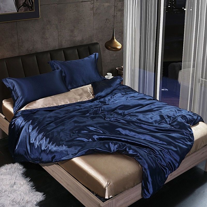 SilkEssence Luxury Bedding Set - Ultimate Comfort & Elegance Kalsten